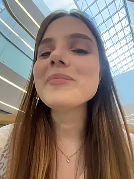 Lunabelle_ webcam