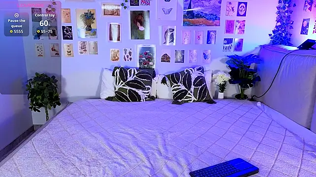 MiaBecky live cam on StripChat