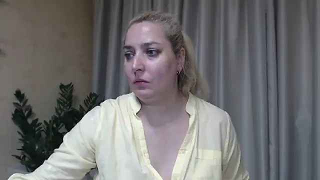 sweetpussy13 (Ask my age) - undress ,masturbate