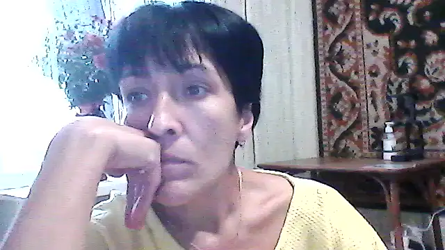 SunnyAmorre live cam on StripChat