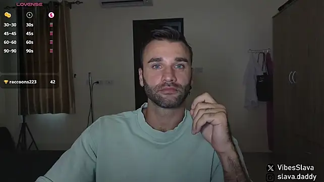 DaddySlava live cam on StripChat