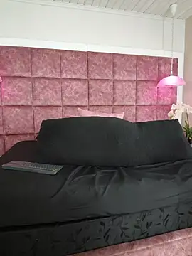 JessieGarvet19 live cam on StripChat