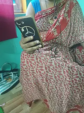 puja123434 live cam on StripChat