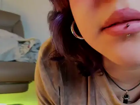 Blueberry_gothic live cam on StripChat