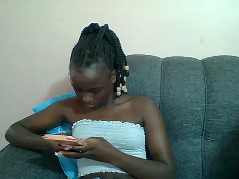 Beauty-Glam live cam on StripChat