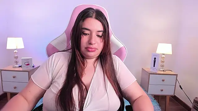 SofyMessy live cam on StripChat