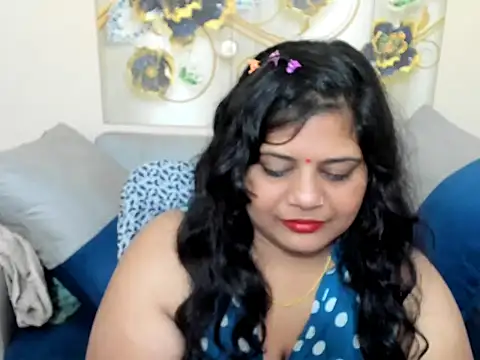 misssoniya3 live cam on StripChat