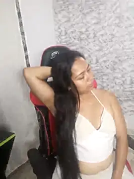 Zarinamoon live cam on StripChat