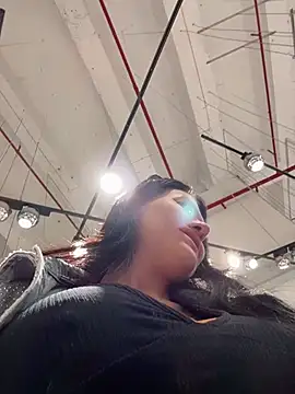 Wet__Bunny live webcam