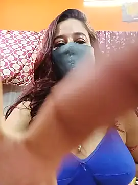 Hotpuja25 live cam on StripChat