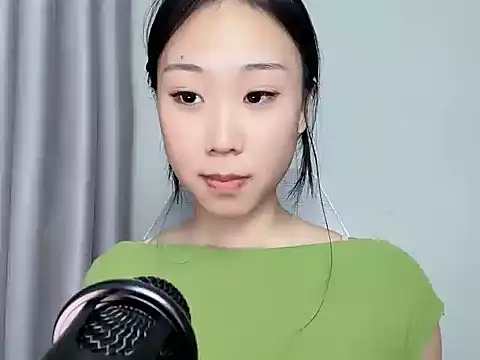 diudiu622 live cam on StripChat