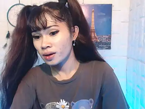 urasian_shirley21 live cam on StripChat