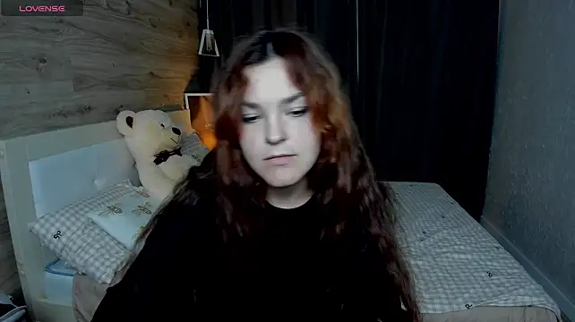 LeyaaStarr
