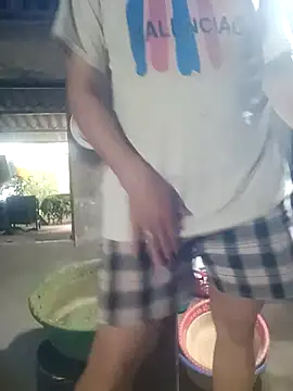 phuongtrinh1 live cam on StripChat