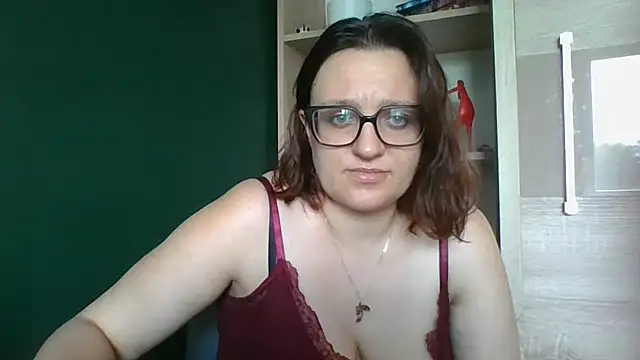 sensual_paris live cam on StripChat