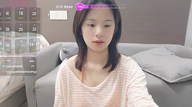 gl-candy (F young) - 脱衣服全裸露点直播10min