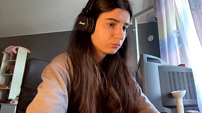 MindaHallmon