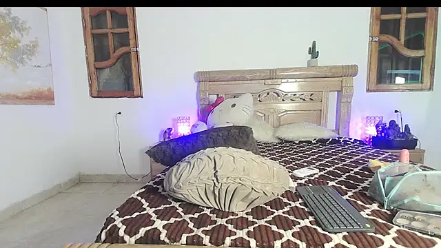 bratz_glloe live cam on StripChat