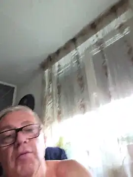 RobertStripX