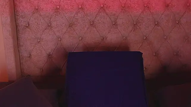 sasha_brunettee live cam on StripChat