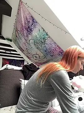 LeylaSquirtyBirty webcam