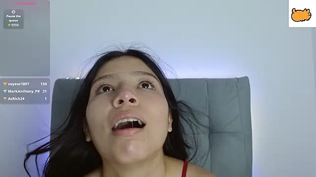 Moon_Ashley_ live cam on StripChat