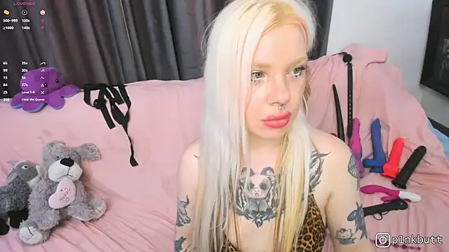 HelenGoat live cam on StripChat