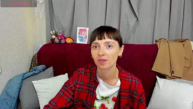 TayanaJons live cam on StripChat