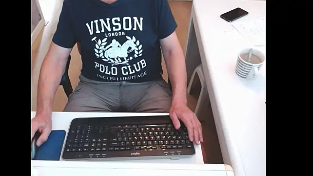 dutchpornking live cam on StripChat