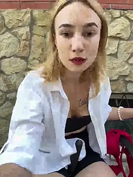 SugarDanger's Live Sex Cam Show