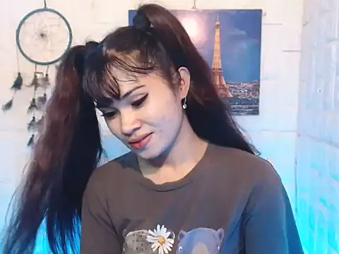 urasian_shirley21 live cam on StripChat