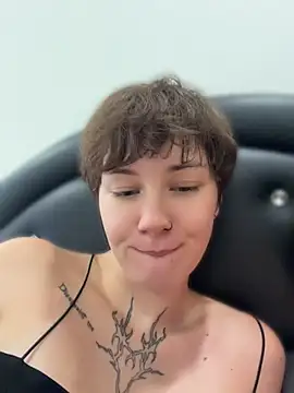 Live sex cam of IceMur