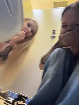EliteBitch live cam on StripChat