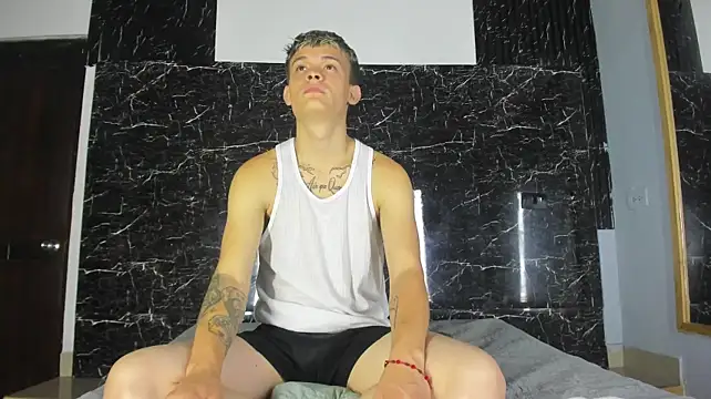 Robinlion91 live sex cam