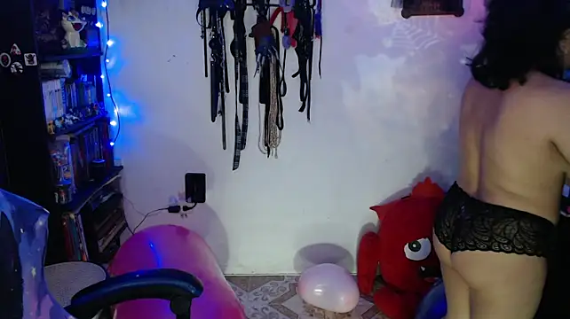 kureiji_hentaii live cam on StripChat