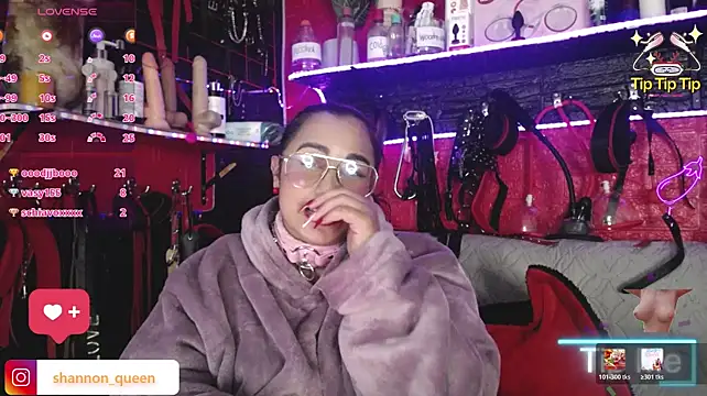 shannon_queen- live cam on StripChat