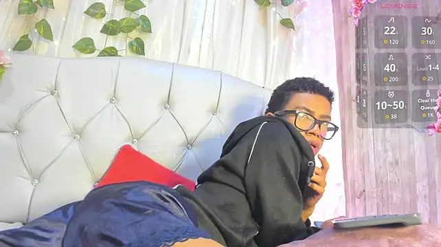 patrick_lovee1 live cam on StripChat