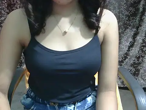 Adorable_Ayesha
