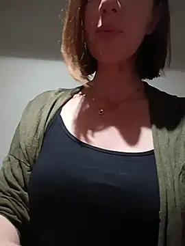 TopsyWilde webcam