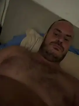 matt06400R live cam on StripChat