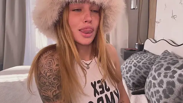 Anna_Six
