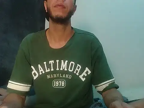 EdwardCastle8inch live cam on StripChat