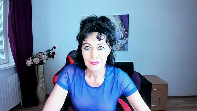 Silvia_Wallec live cam on StripChat