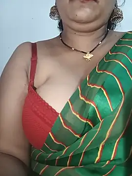 Nyra-23 live cam on StripChat