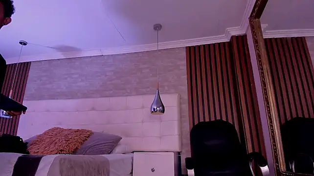 NoaahTylor live cam on StripChat