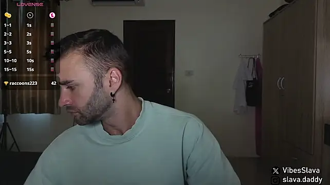 DaddySlava live cam on StripChat