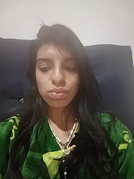 Ariell_Kieran live cam on StripChat