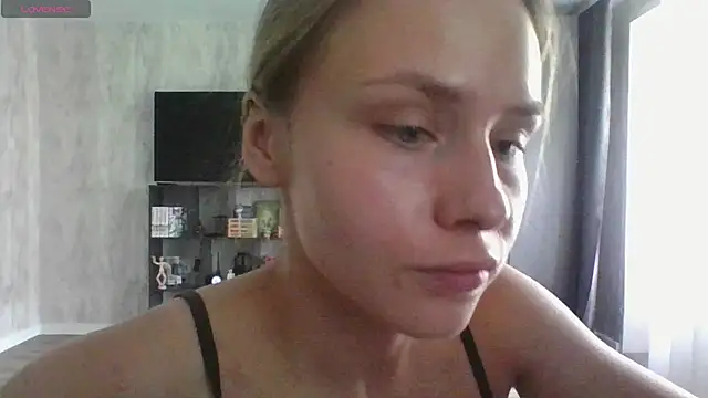 Annie_Cohn live cam on StripChat
