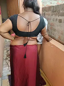 Desicouple1706 webcam
