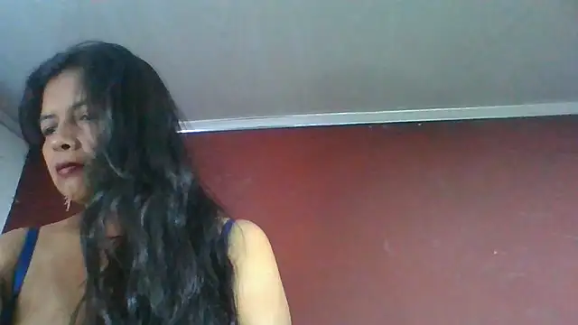 DianaOchoa_ live cam on StripChat